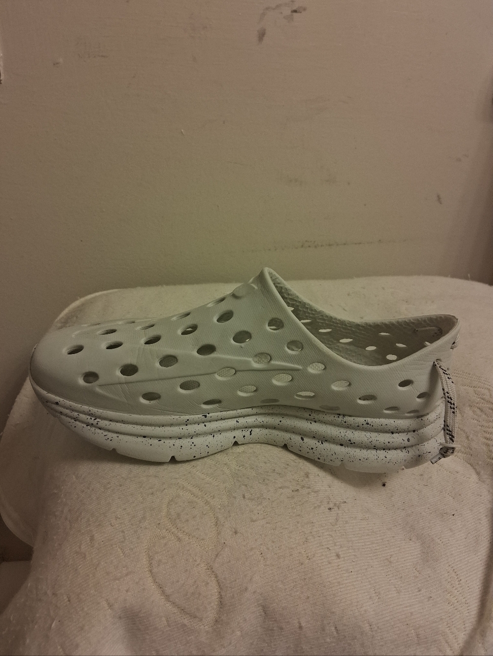 Light Gray KANE Slip-On Perforated Foam Clogs Size Mens 3, Womens 5 Clean - Picture 6 of 16